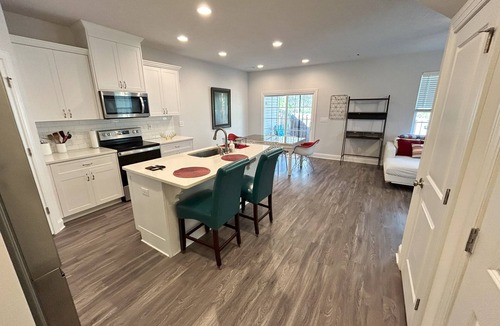 Grovetown House | Lovely 3-bedroom townhome in Grovetown with AC, WiFi, Garage and close to town!