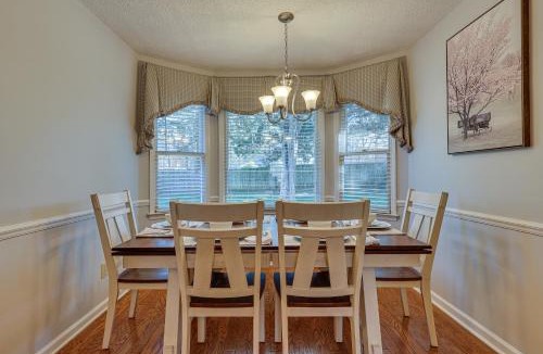 Decatur House | Lovely Decatur Home w/Yard ~ 6 Mi to Town!