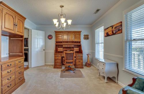 Decatur House | Lovely Decatur Home w/Yard ~ 6 Mi to Town!