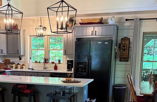 Lake Toxaway Cabin | Lovely, Fully-Equipped Mountain Cabin in Lake Toxaway NC near Brevard & Cashiers