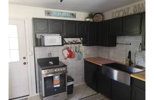 Rocky Grove Condo | Lovely waterfront condo, at a Nat'l Park entrance