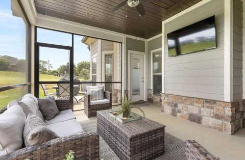 Winchester House | Lovin Lake Life at Twin Creeks