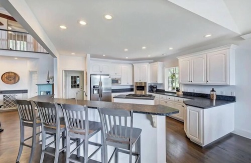 Mooresville House | Lucky's Lake House | Sleeps 20 | Pool | Game Room