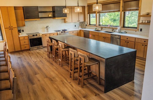 Sevierville Cabin | Lux 12 BR Cabin, Indoor Pool, Golf Rm, Sleeps 35