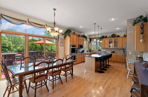 Lakeville House | Lux Retreat 5 Acres- Pool/Hot Tub/Tiki Bar/Fire Pit/Game Room- Great for Groups!