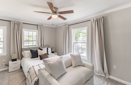 Huntsville House | LUX Retreat Heart of Huntsville