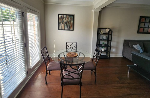 Huntsville House | LUXE TOWNHOME IN GATED COMMUNITY