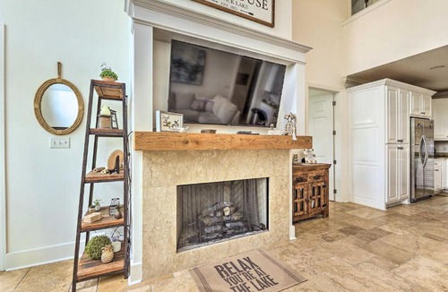 Iuka House | Luxurious Waterfront Home on Pickwick Lake!