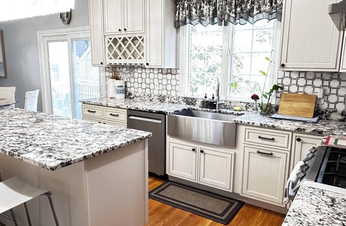 East Somerville House | Luxury 3 Bedroom Home Perfect for Access to Central Boston or Salem