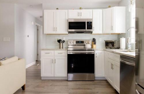 Wanskuck Apartment | Luxury 3BD Condo in the heart of Providence