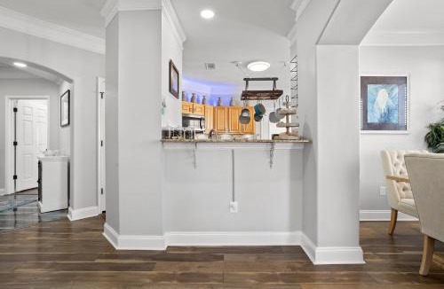 Gulfport Apartment | Luxury Condo in Gulfport
