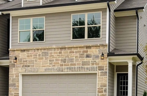 Church Street House | Luxury Gated Townhome For Full World Cup Stay w/2 Car Garage + Safe & Private