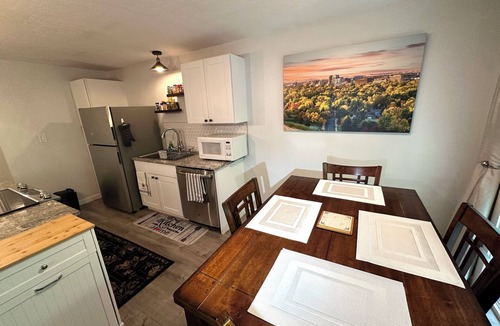 Southeast Boise House | LUXURY GOLF GETAWAY DOWNTOWN BOISE