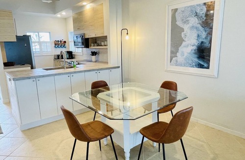 Sanibel Condo | Luxury Gulf View Condo + Steps to the Beach