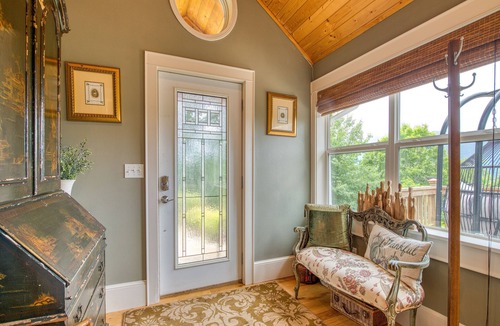 Waynesville House | Luxury Home, Stunning Views!, One-Level, Near Main St., Privacy, FirePit & More