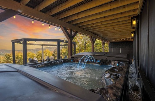 Sunday River Area House | Luxury Ski Chalet · Hot Tub + Sauna + Game Room