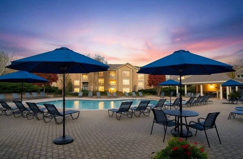 McDonough Apartment | Luxury Vibes Without Luxury Prices