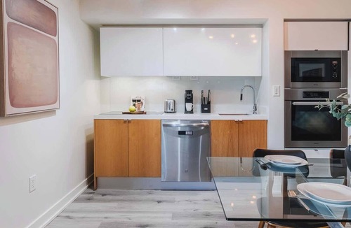 CityPlace Apartment | Luxury Waterfront Escape Stylish 3BR Condo