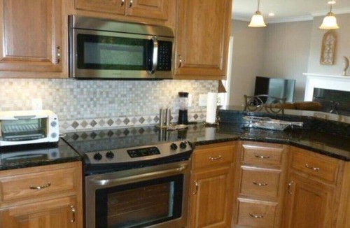 Guntersville House | Luxury Waterfront 3BD Paradise-Guntersville AL