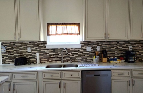 Macon House | Macon a Little Music House. Family-sized Home <1 Mile to Mercer & Downtown