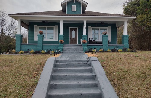 Macon House | Macon a Little Music House. Family-sized Home <1 Mile to Mercer & Downtown