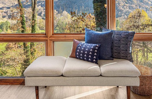 Maggie Valley Ski Chalet | Maggie PinesHideaway