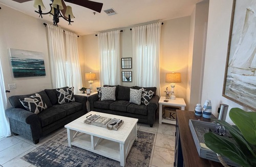 Sunnyside House | Major Snowbird Discounts! Beautiful Gulf views & powdery white beaches.