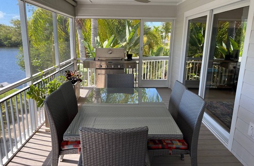 Twin Lakes House | Manatee Hideaway *Pool* *Hot Tub* *Kayak* *Dockage*