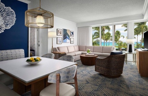 Palm Beach Shores Hotel | Marriotts Ocean Pointe - Luxurious 2 Bedroom