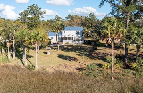 Brunswick House | Marsh Front Cottage | 3 Bed, 2.5 Bath