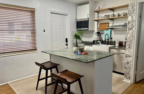 Seybold House | Miami Escape. 10 min to Wynwood + Free Parking