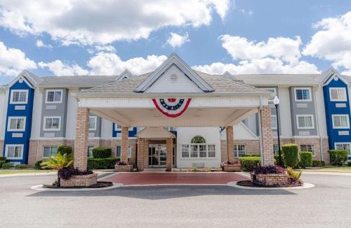 Kingsland Hotel | Microtel Inn & Suites by Wyndham Kingsland Naval Base I-95