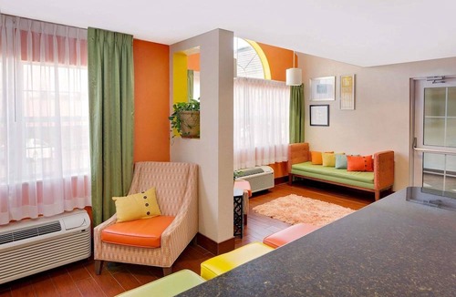 Daphne Hotel | Microtel Inn & Suites by Wyndham Daphne/Mobile