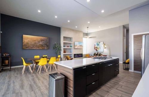 Biggs Field House | Midcentury Modern Oasis 4 Bed 3.5 Bath