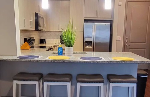 Loring Heights Apartment | Midtown near Atlantic Station/Free Parking
