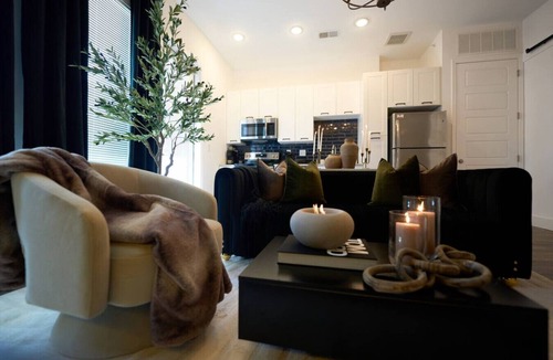 Castleberry Hill Apartment | Minutes away from all main Attractions