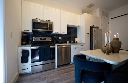 Castleberry Hill Apartment | Minutes away from all main Attractions