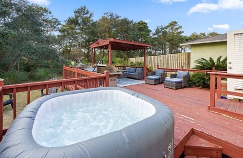 Sunnyside House | Minutes to PCB Beaches Hot Tub Paradise