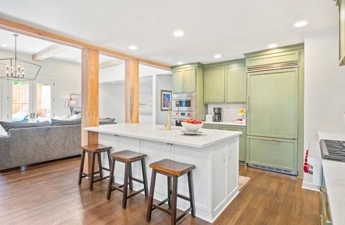 King City House | Miss Georgia Peach | Luxury 4 Bedroom St. Simons Island Vacation Rental