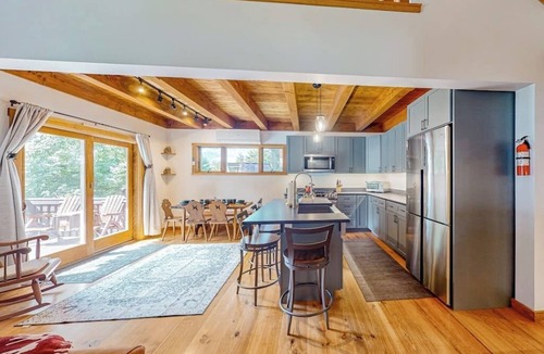 Franconia House | Mittersill Village Gem | House in Franconia with balcony, fireplace, & dogs ok