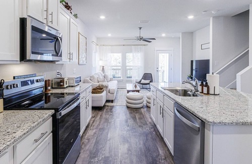 Ono Island House | Modern 4BR Game Room Sleeps 14 Pet-Friendly