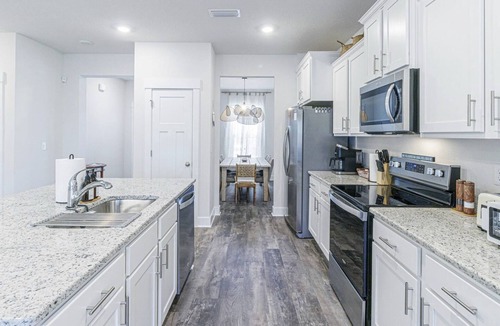 Ono Island House | Modern 4BR Game Room Sleeps 14 Pet-Friendly