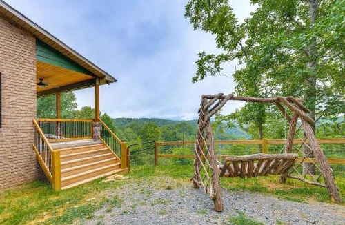 Green Mountain House | Modern Cabin w/Sweeping Views in Blue Ridge Mtns!