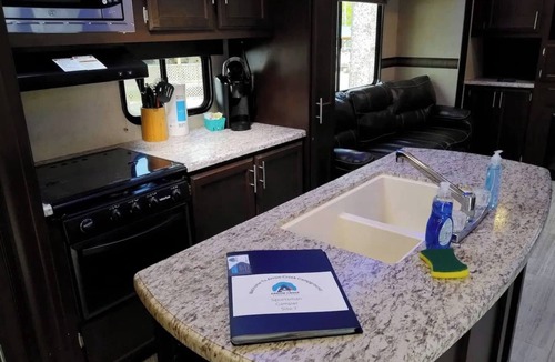 Gatlinburg House | Modern Camper in the Smokies