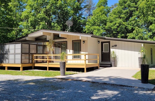 Rising Fawn Villa | Modern Comforts Amidst The Beauty Of Nature