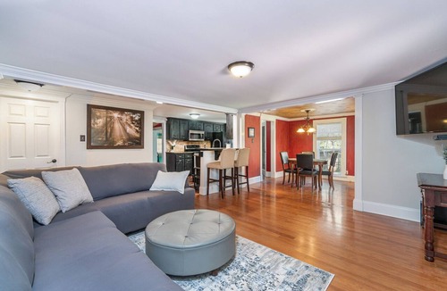 Belle Mina Cottage | Modern comforts of home, close to all the amenities Madison Alabama has to offer