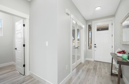 West Jordan House | Modern Elegance With Sunning Views