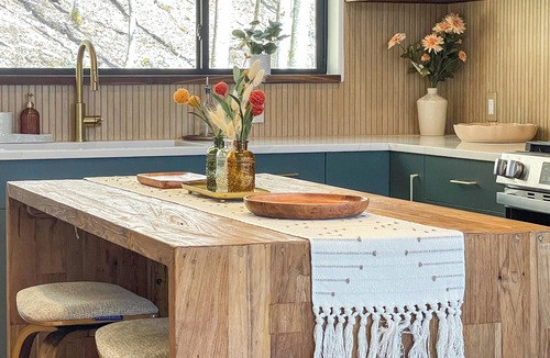 Mars Hill Cabin | Modern Scandinavian style cabin on mountain with 58 acres!