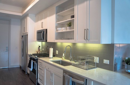 Santa Ana Heights Apartment | Modern studio apartment with roof top, WiFi, AC in enjoyable Irvine