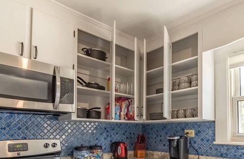 Mooresville Apartment | Mooresville Private apt. w/high-end comfortable beds & modern amenities- Apt C